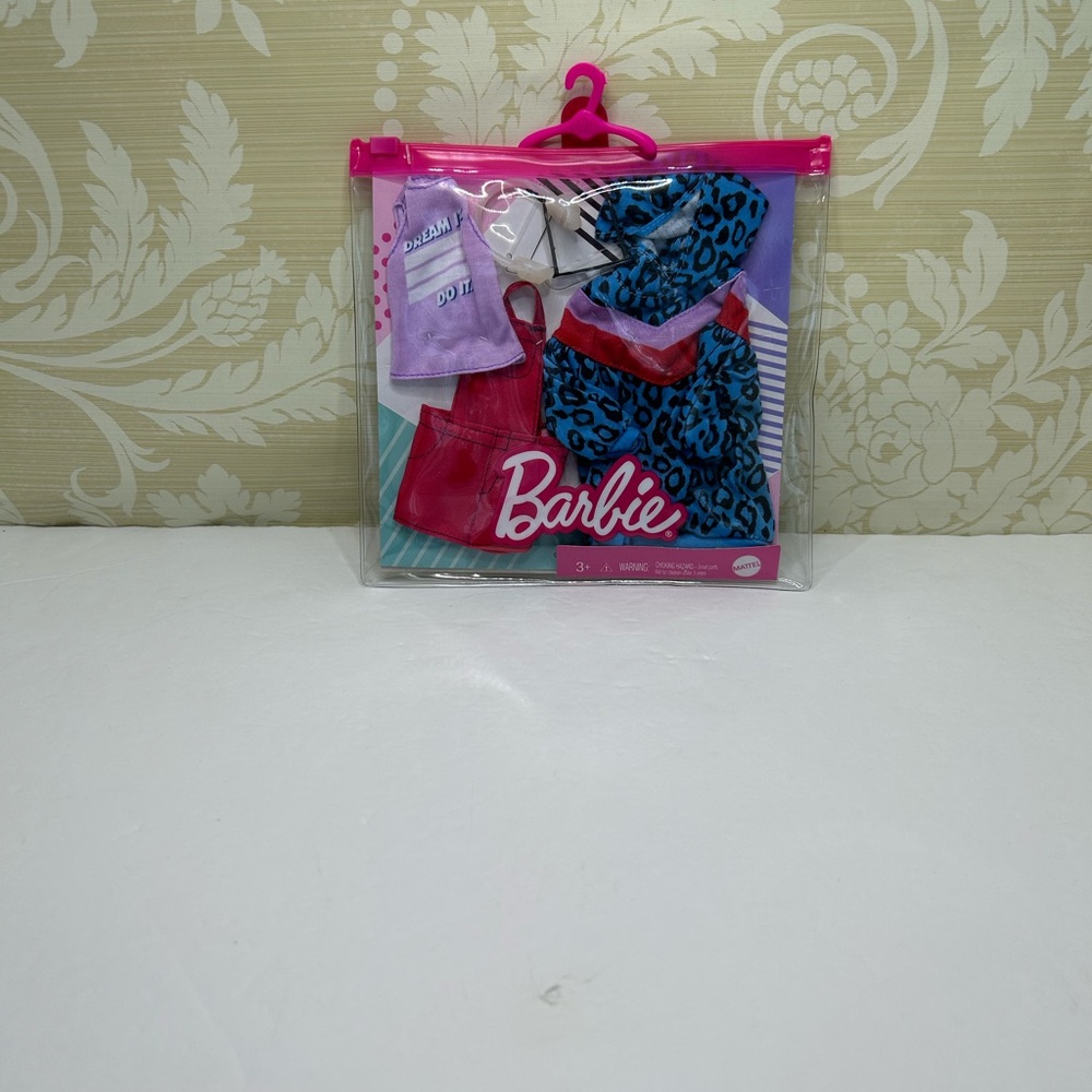Barbie Weekend Wear Outfit